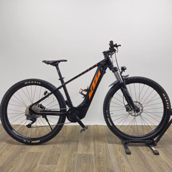 KTM Macina Team hardtail