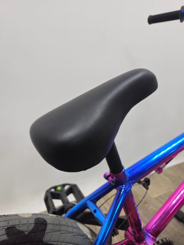BMX  اطار عسكري 7 الوان