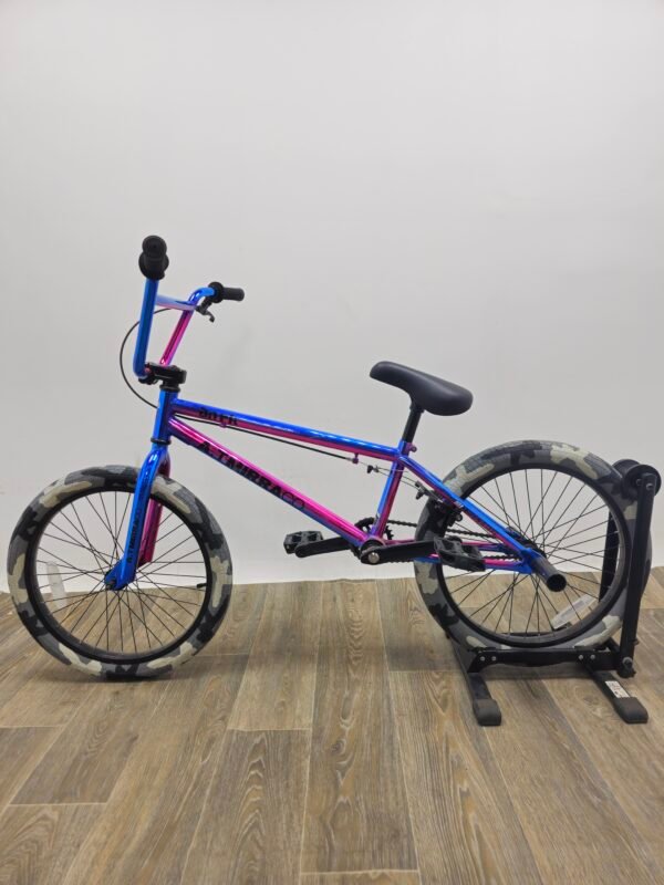 BMX  اطار عسكري 7 الوان