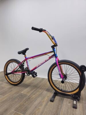 BMX  اطارات سوداء 7 الوان