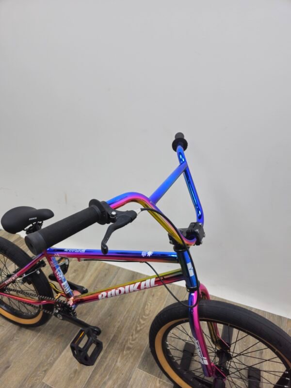 BMX  اطارات سوداء 7 الوان