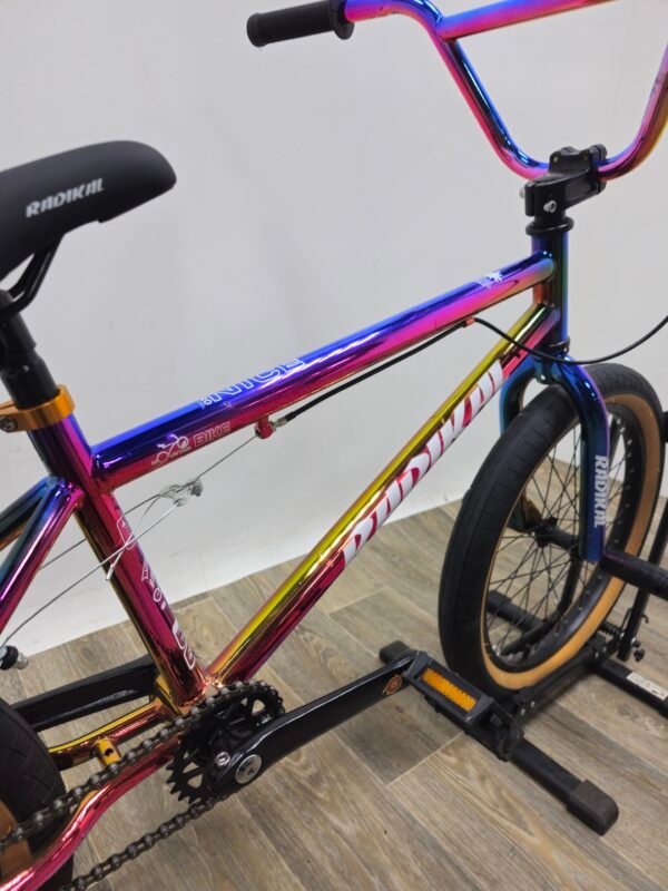 BMX  اطارات سوداء 7 الوان