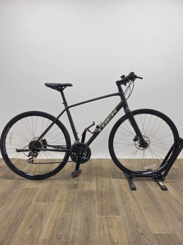 ٢٠٢٦٠٨٢٦_٢١٠٦٢٩ TREK FX2