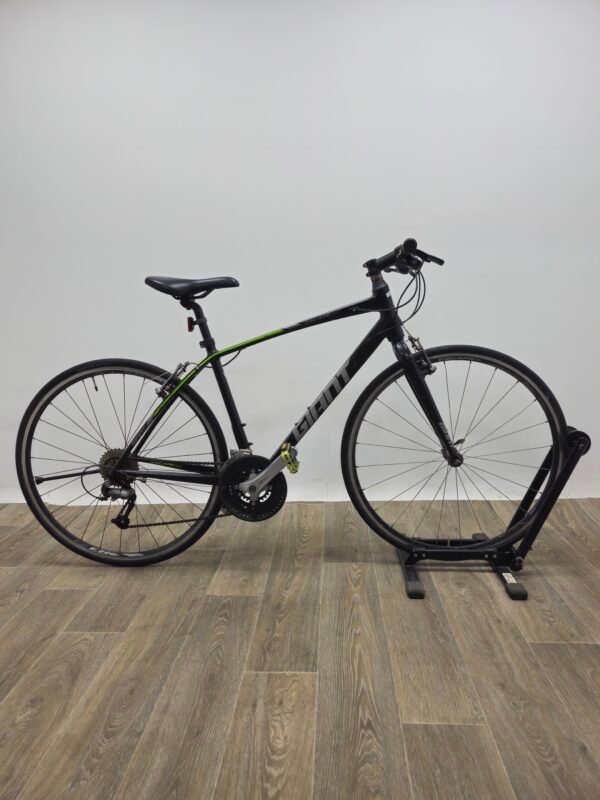 ٢٠٢٦٠٩٢٤_١٩١٧٠٢ Giant escape RX (M)