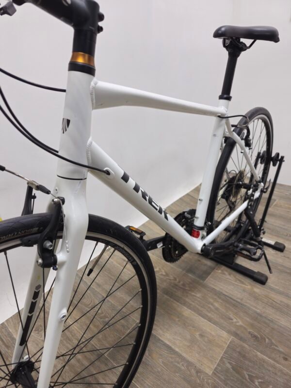 Trek FX 3 الهجينة