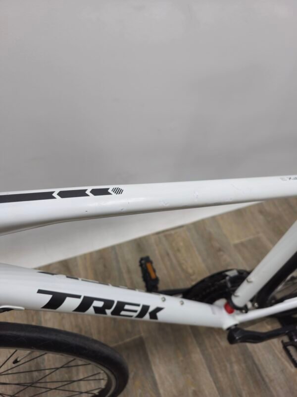 Trek FX 3 الهجينة